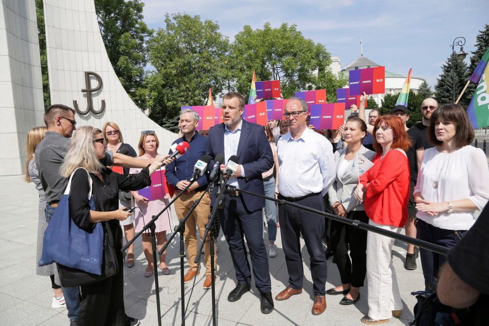 Lewica Razem, SLD i Wiosna zorganizują w sobotę w Białymstoku “Marsz przeciwko przemocy”