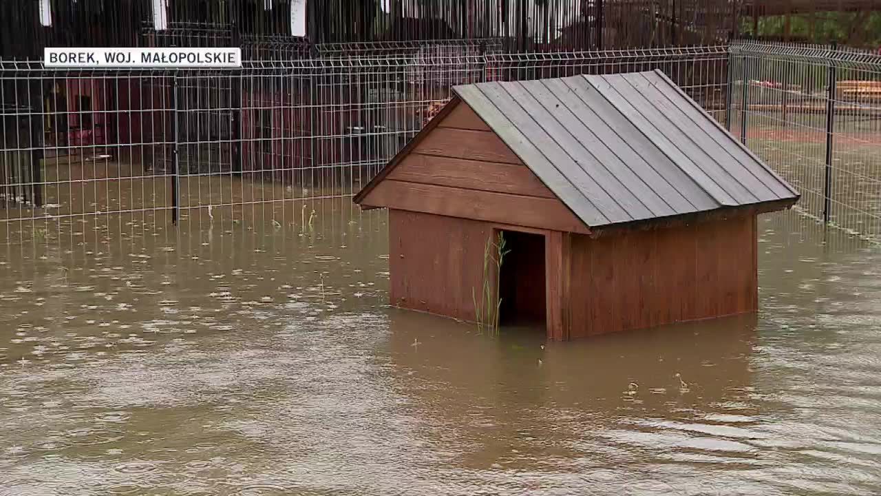 3,5 tys. strażaków walczy z podtopieniami w Małopolsce