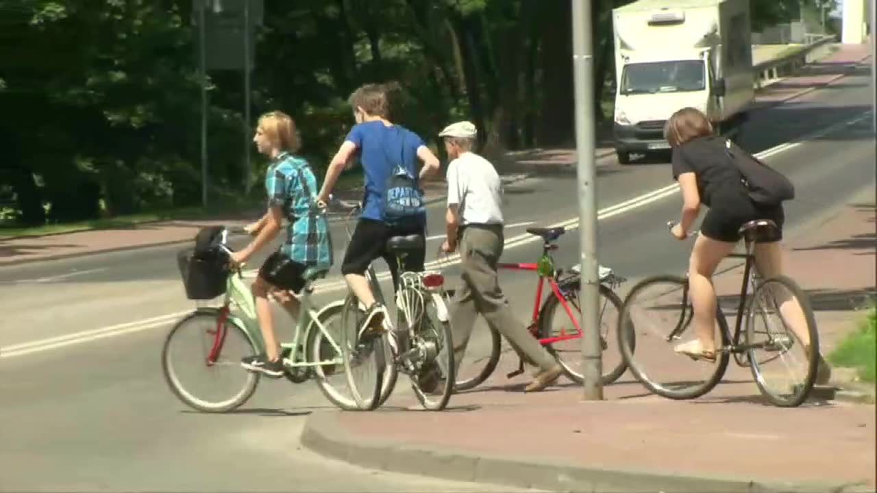 Ciężarówka potrąciła dwóch 12-latków na przejściu dla pieszych