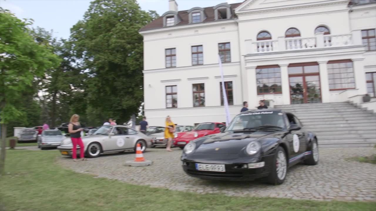 Porsche Parade 2019 wystartowała z Torunia