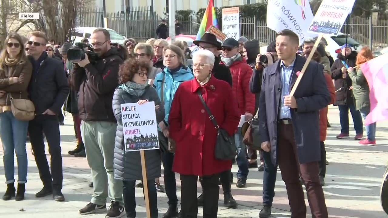 “Kobietom należą się takie same prawa jak mężczyznom”. W Kielcach i Katowicach odbyły się manify