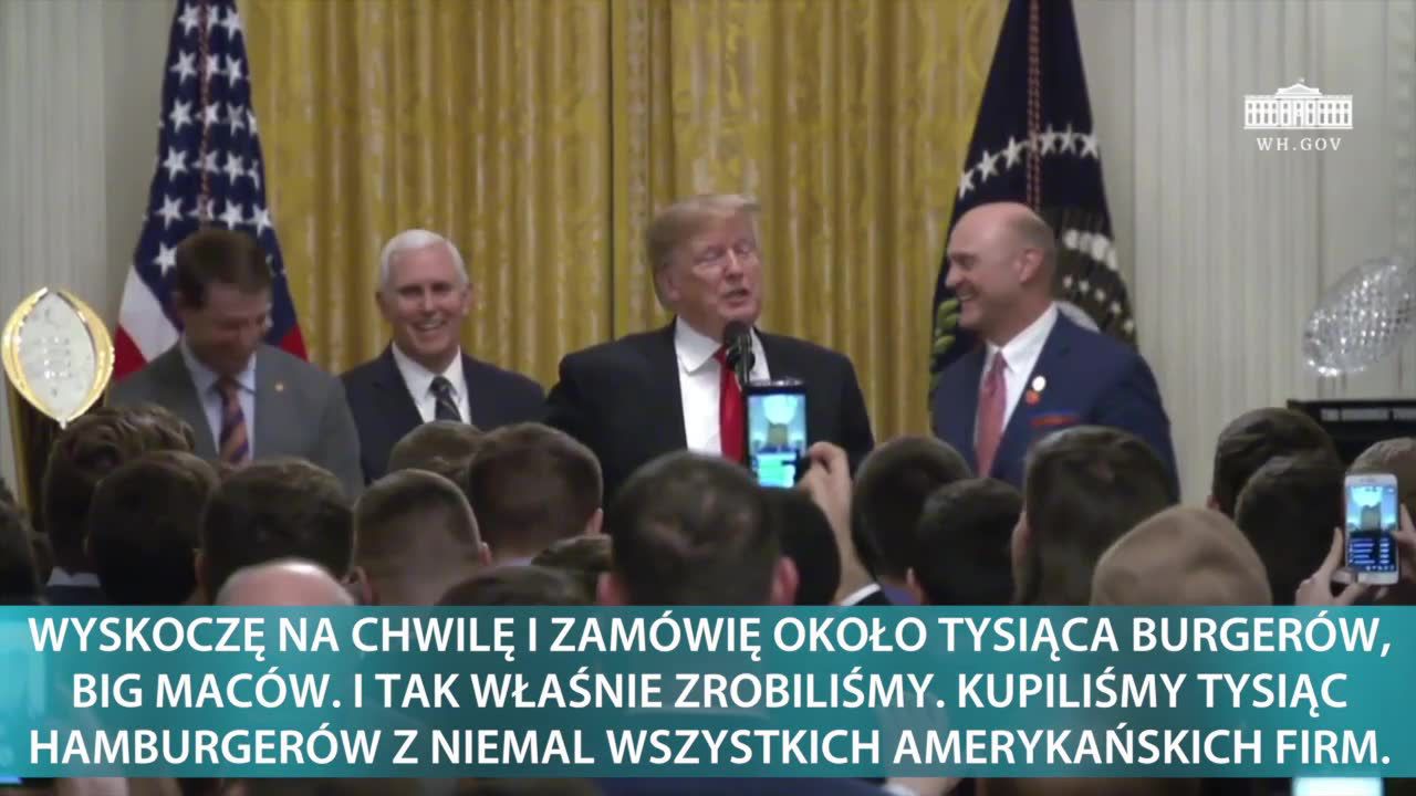 Donald Trump ugościł mistrzów… hamburgerami. “Mieliśmy do wyboru: albo Pierwsza i Druga Dama przygotują sałatki, albo zamówię to, co wszyscy lubimy”