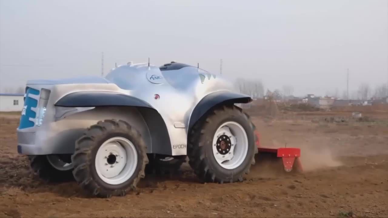 Motoryzacyjne innowacje w służbie rolnictwa. W Chinach rozpoczął pracę pierwszy w pełni elektryczny traktor