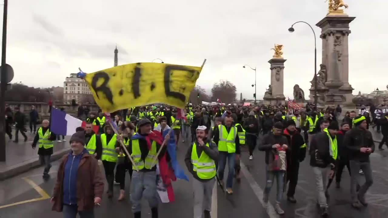 Jedenasty tydzień protestu „żółtych kamizelek” w Paryżu