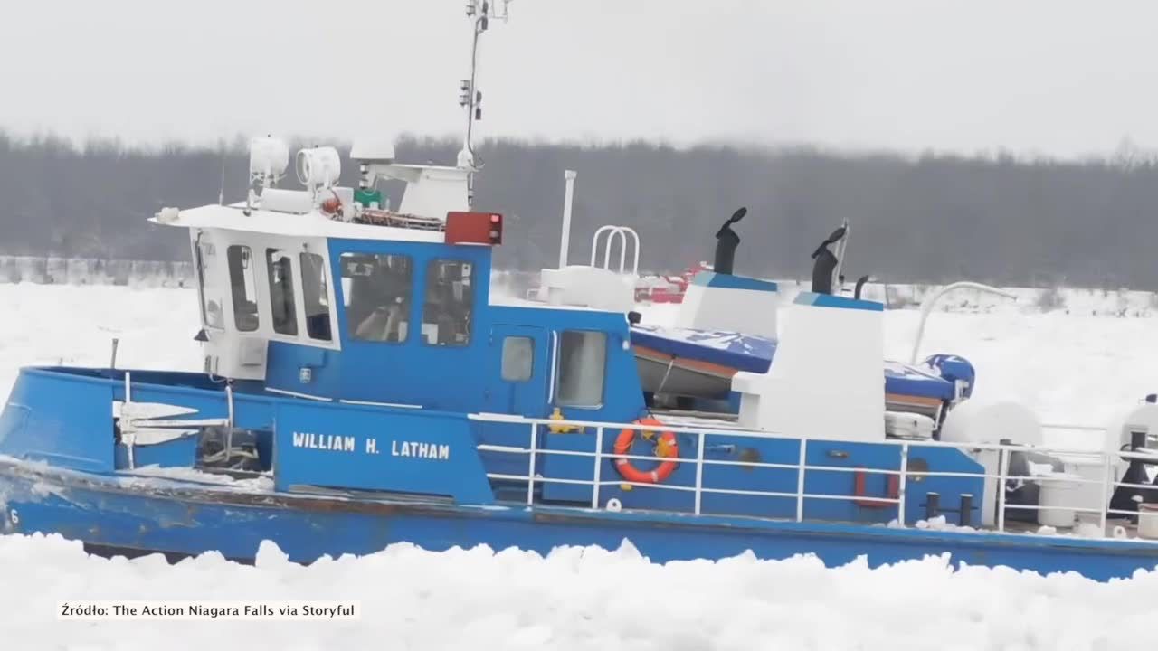 Lodołamacze walczą ze skutkami zimy w Nowym Jorku. Mroźna pogoda na wschodnim wybrzeżu USA