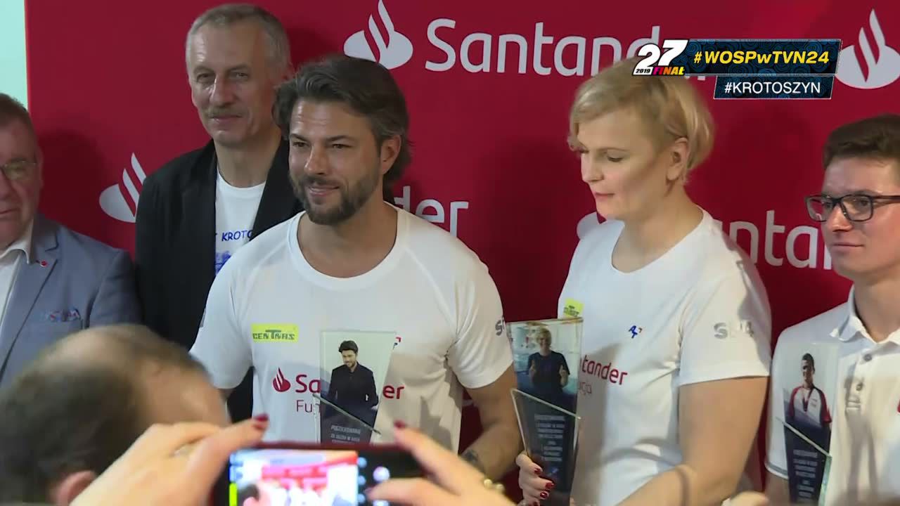 7. finał WOŚP w Krotoszynie. Pływacki maraton z udziałem Otylii Jędrzejczak i Oliwiera Janiaka