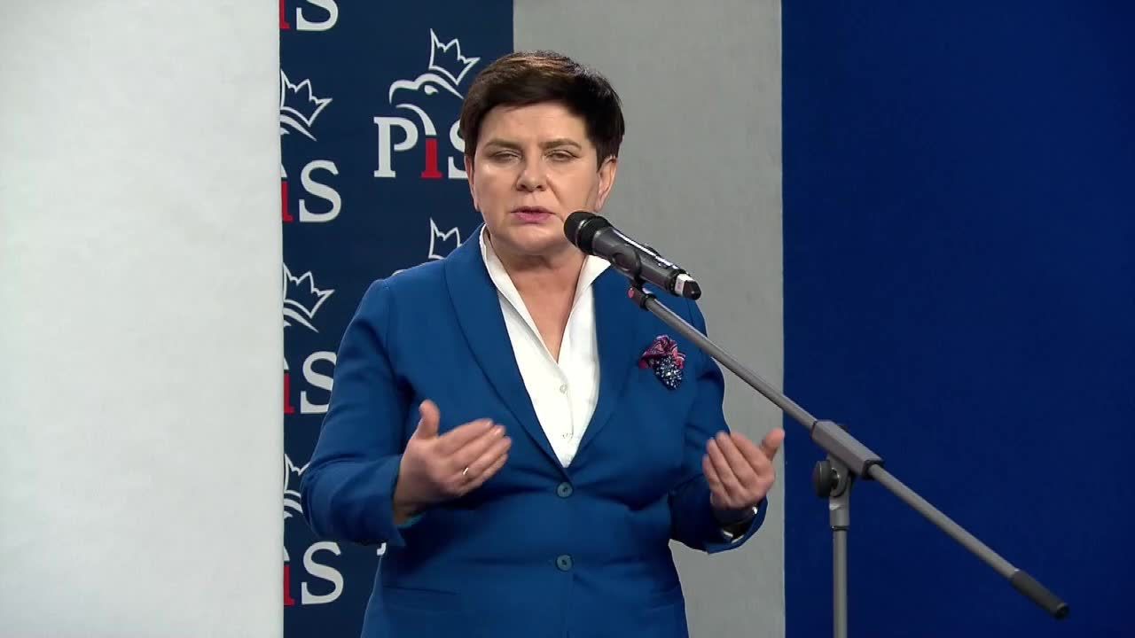 B. Szydło o pominięciu niepełnosprawnych w obietnicach socjalnych PiS: Skorzystają na rozszerzeniu 500+