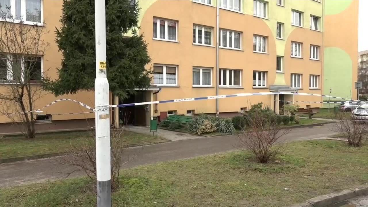 Mężczyzna z Bolesławca zabił konkubinę nożem, a ich dziecko wyrzucił z drugiego pietra. Zaatakował też policjantów