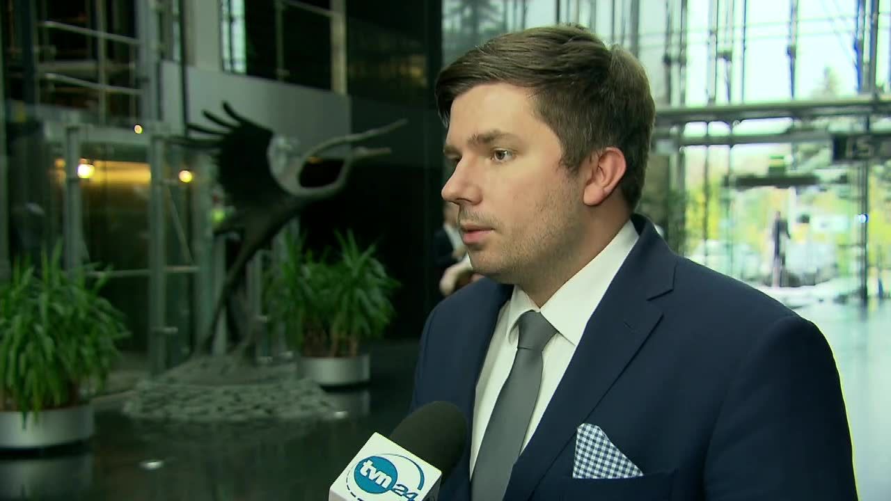 Jeden zawrócił, przesiedli się. Drugi też nie dał rady. Kłopoty LOT z bombardierami