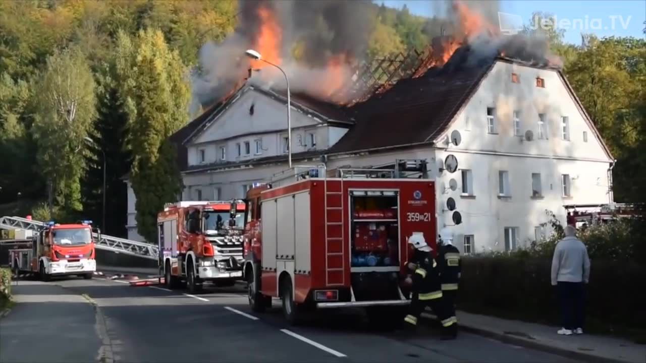 Tragedia w Piechowicach. Pożar domu wielorodzinnego