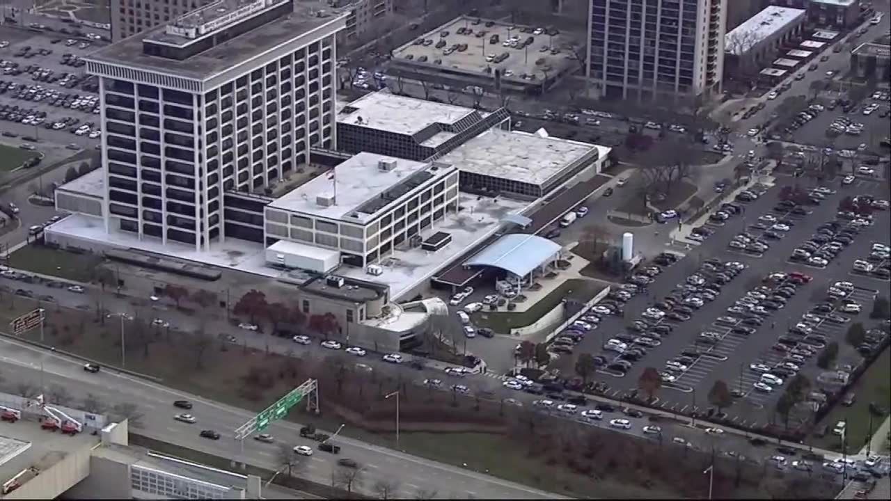 “Wszedł do szpitala i po prostu zaczął strzelać”. Cztery osoby zginęły w strzelaninie w Chicago