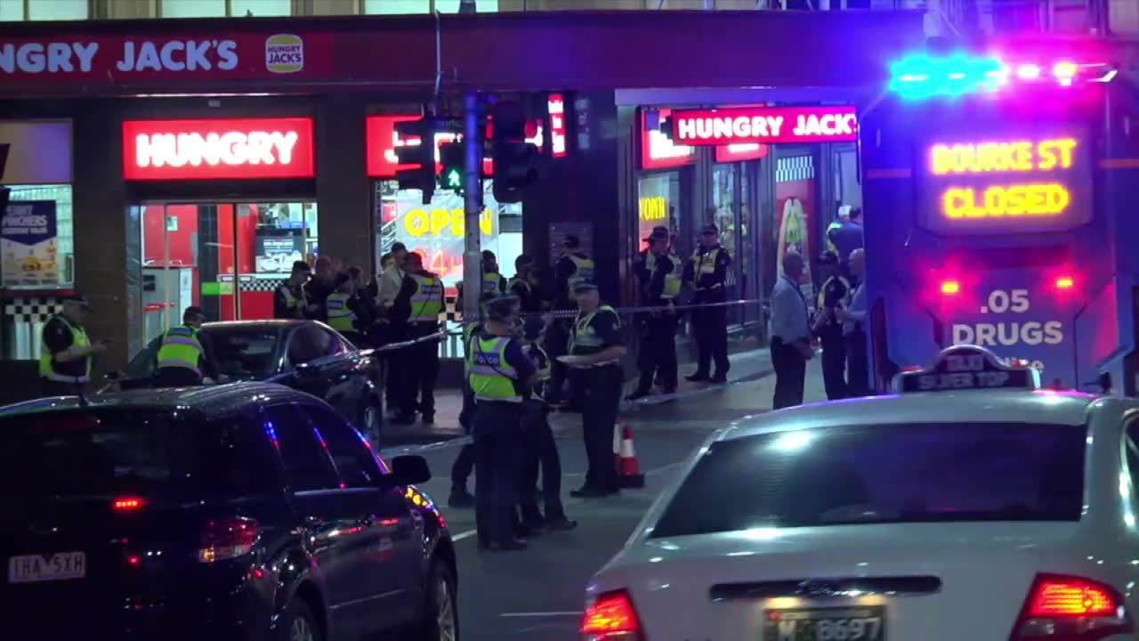 Atak nożownika ISIS w centrum Melbourne. Jedna osoba zginęła, dwie ranne