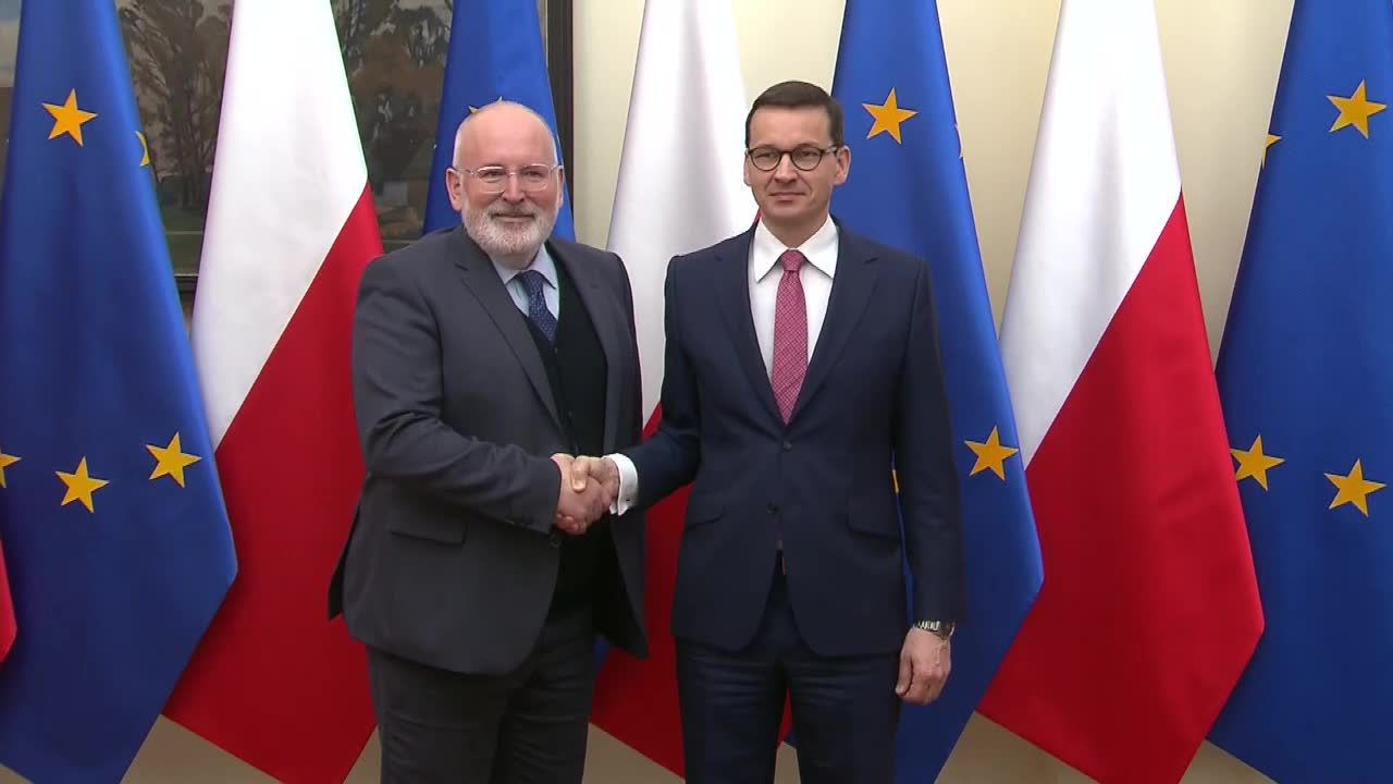 F. Timmermans przyjechał do Warszawy. Rozmawia o praworządności w Polsce