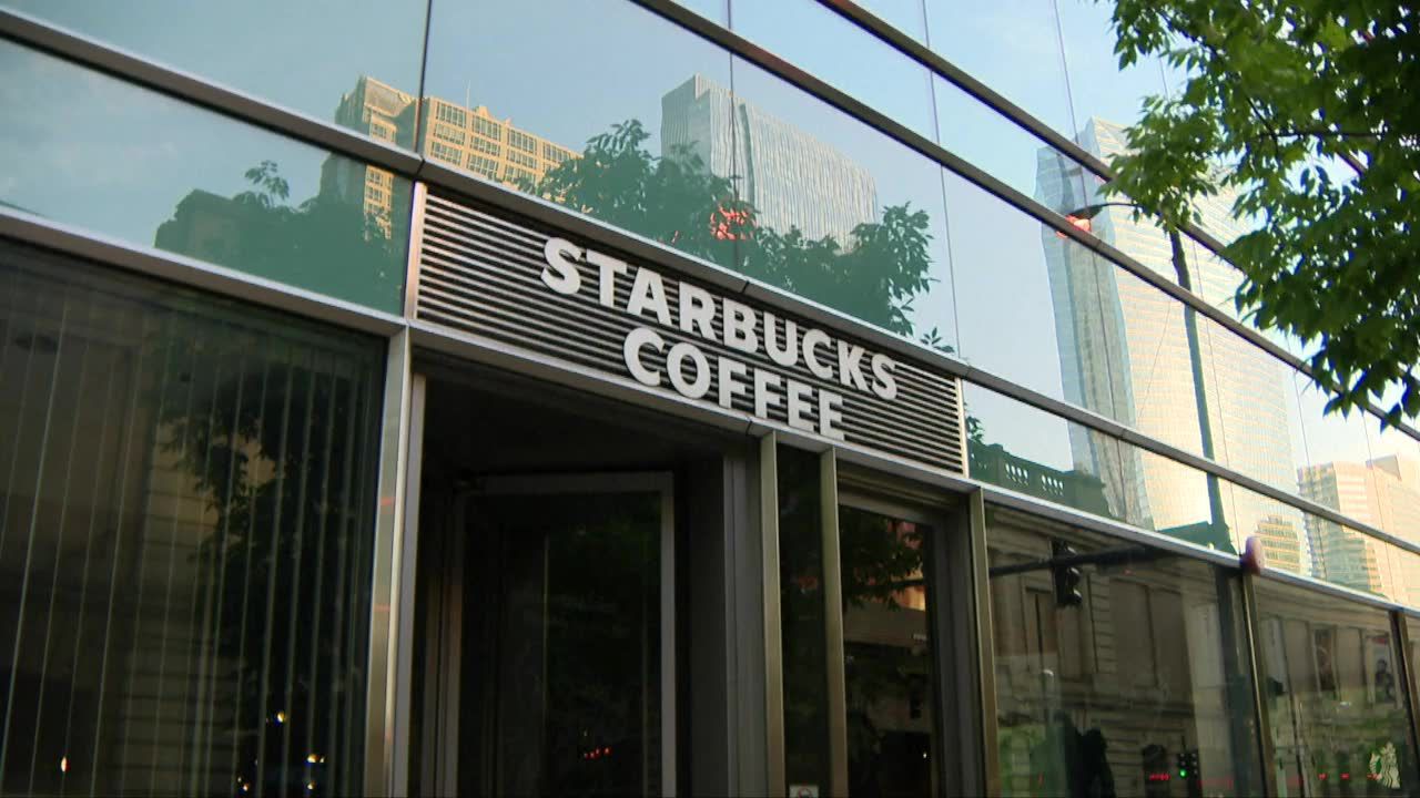 Szkolenie pracowników Starbucks w USA po rasistowskich zachowaniach