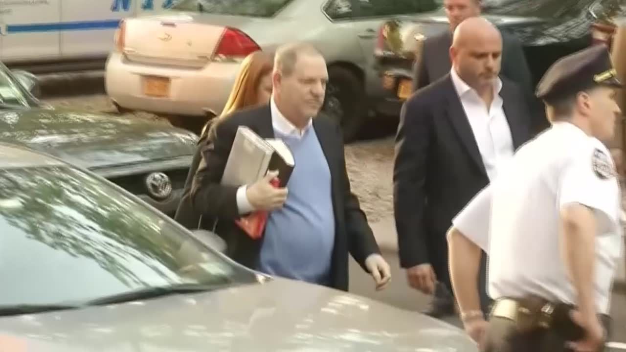 Harvey Weinstein oddał się w ręce nowojorskiej policji