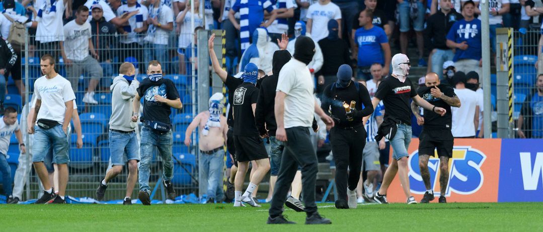 Policja zatrzymała 17 uczestników zamieszek na stadionie