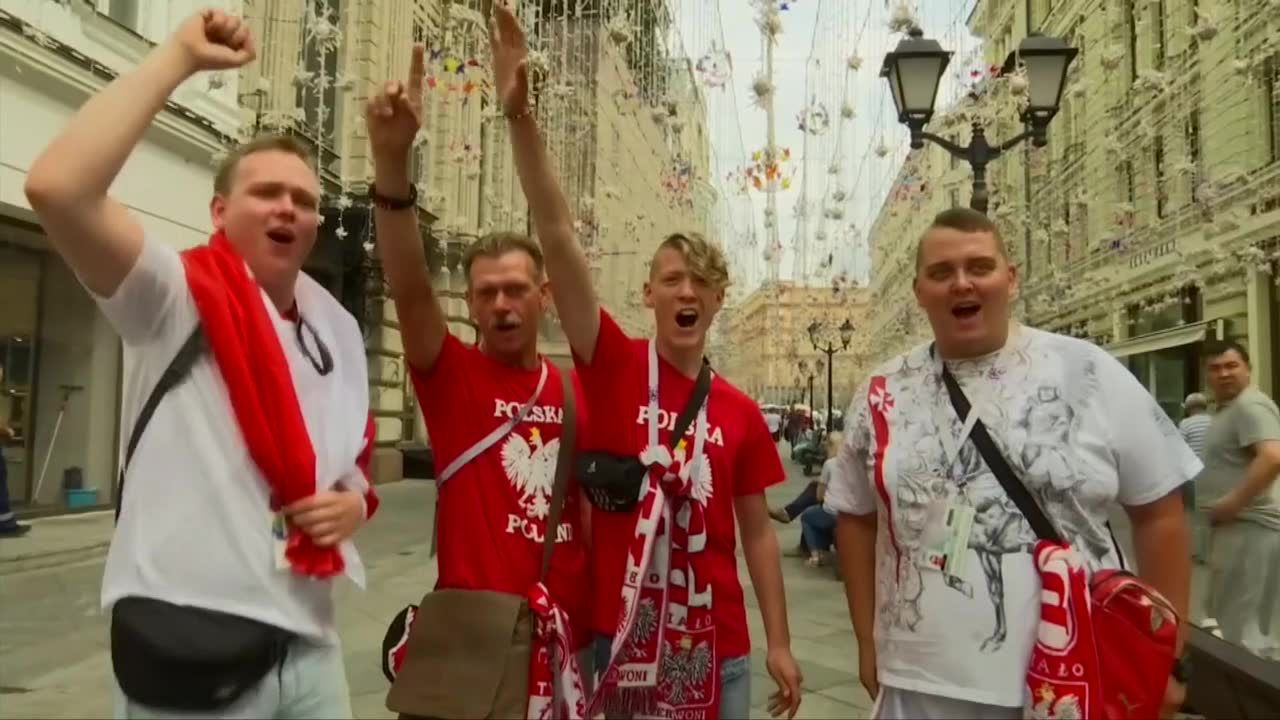 Moskwa jest biało-czerwona. Polscy kibice gotowi na starcie z Senegalem