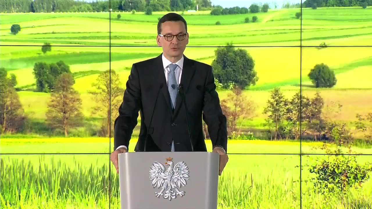 “Nie zgadzam się na jakiekolwiek zmiany, które pogorszyłyby sytuację polskiej wsi”. Premier na obchodach Ogólnopolskiego Dnia Sołtysa