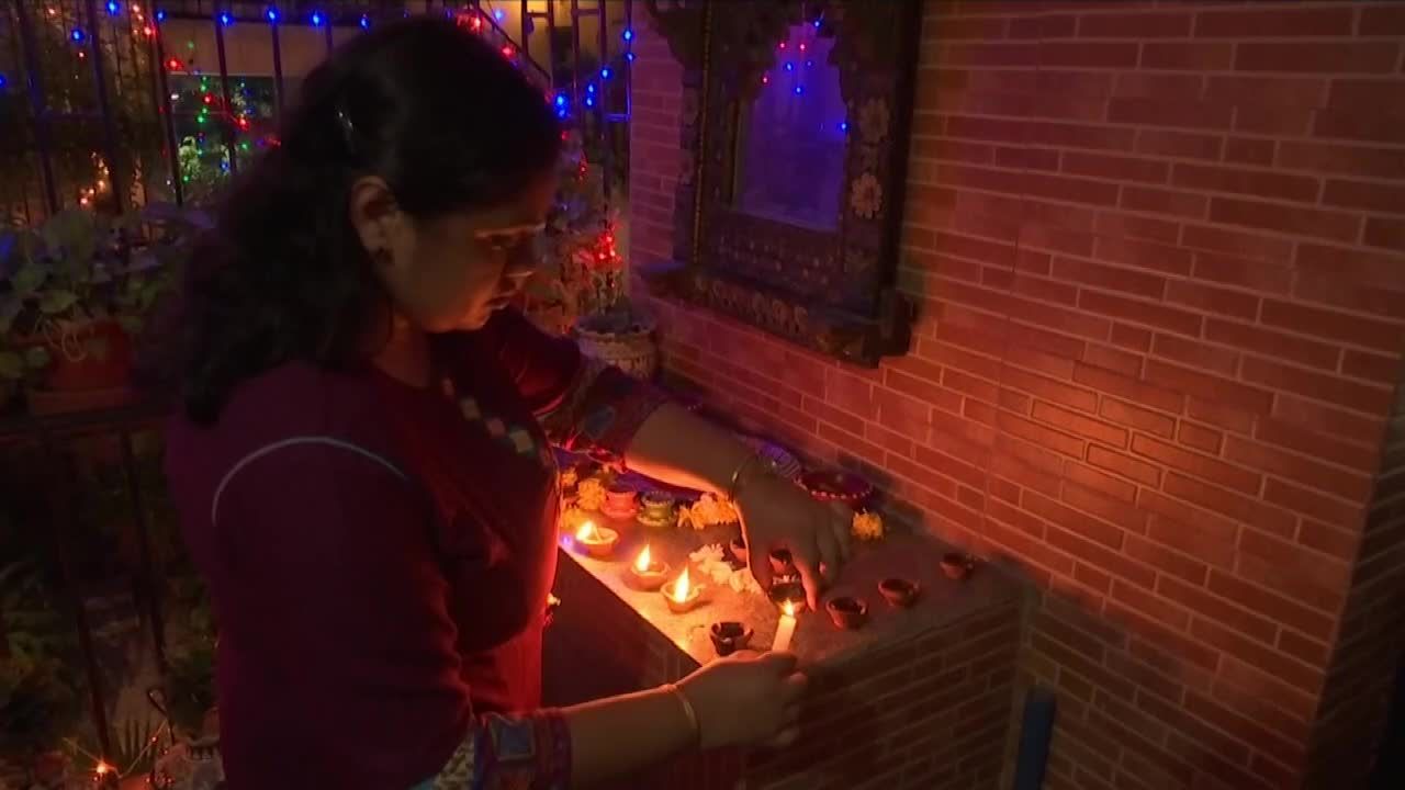 Rozbłysły miliony świateł. Trwa hinduskie święto Diwali