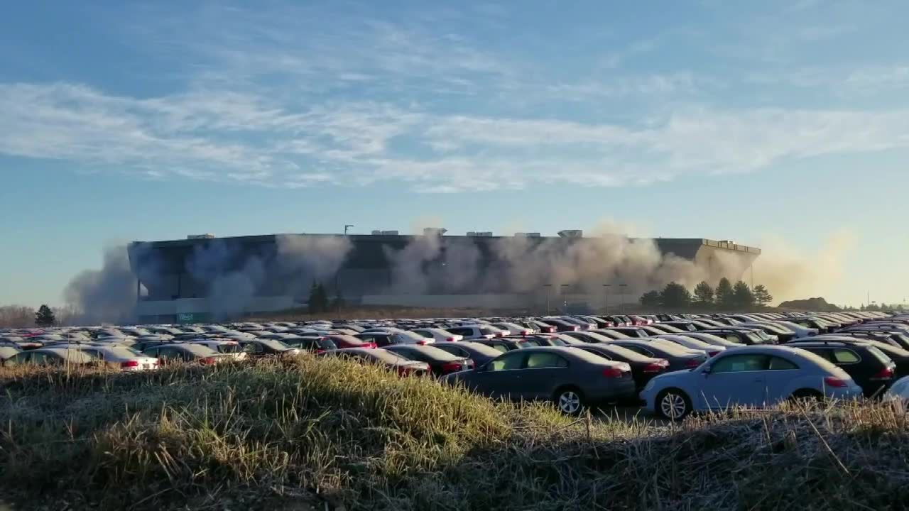 Nieudana próba wyburzenia stadionu w USA. Mimo wykonanej detonacji Silverdome pozostał na miejscu