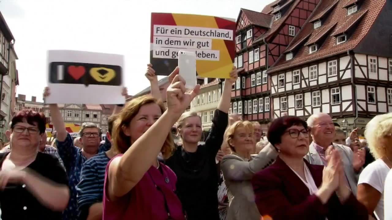 Naród niemiecki protestuje przeciwko Merkel. Mają dość emigrantów.