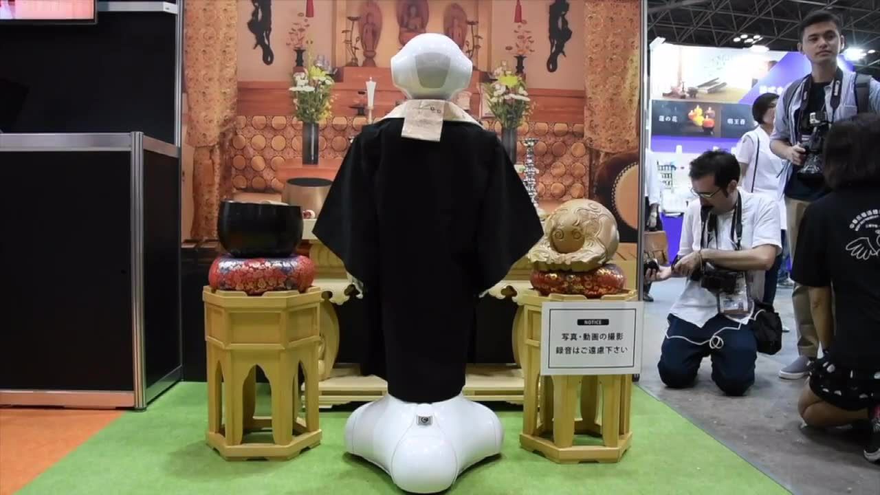 Robot, który odprawi… pogrzeb. Nowości na targach funeralnych w Tokio