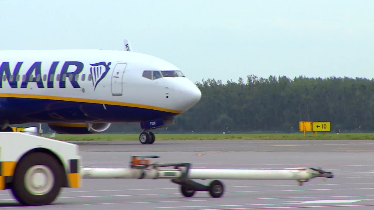 Ryanair odwołał Twój lot? Zobacz, co zrobić i jakie są Twoje prawa