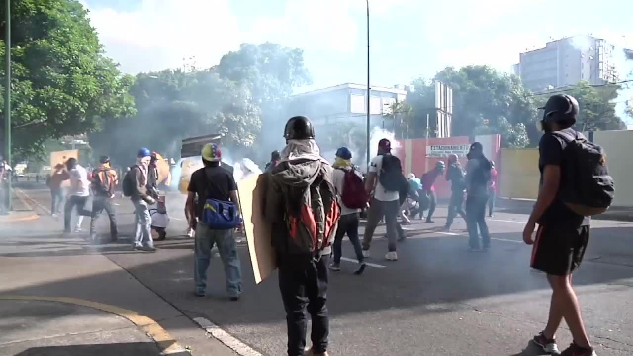 Coraz ostrzejsze próby stłumienia antyrzadowych protestów w Wenezueli. Zginęło już 40 demonstrantów