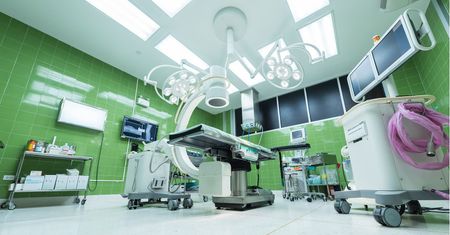 Polacy wydają co roku 40 mld zł na prywatne leczenie. Pomóc mogłoby włączenie prywatnych placówek do sieci szpitali