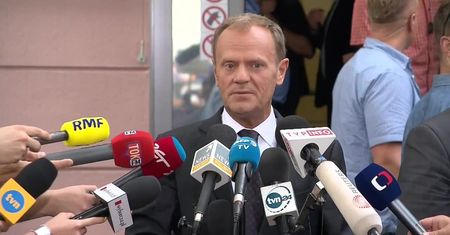 Kulisy dymisji w ministerstwie. “Sam miał już dość pani minister”