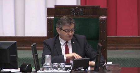 Sejm przegłosował ustawę o obniżce akcyzy na energię elektryczną. Za było 389 posłów