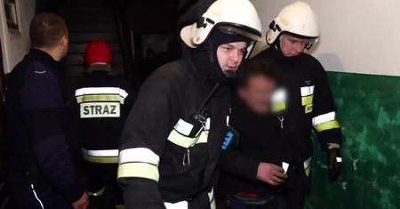 Spłonęło mieszkanie w Kamiennej Górze. Lokator pijany