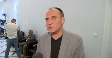 „Dobry pan rzucił ochłap, macie tutaj następny wolny dzień”. Politycy podzieleni ws. 12 listopada
