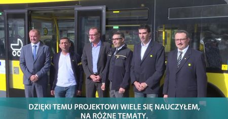 Uchodźcy będą prowadzili w Berlinie miejskie autobusy