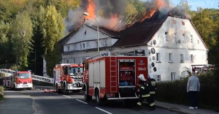 Tragedia w Piechowicach. Pożar domu wielorodzinnego