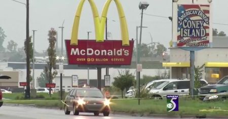 W stanie Michigan w USA, pikap wjechał w protestujących pracowników McDonalda