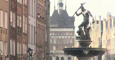 Walka pokoleń w wyborach samorządowych. Najmłodszy kandydat właśnie uzyskał pełnoletniość, najstarszy ma 92 lata