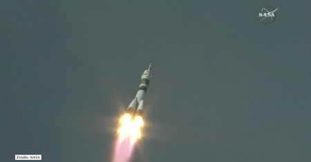 Rosyjska rakieta wystartowała. Zawiezie trzech astronautów na Międzynarodową Stację Kosmiczną