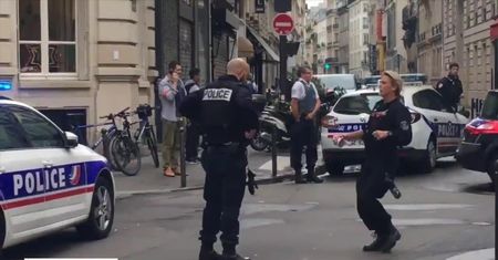 Wziął dwójkę zakładników i grozi, że ma bombę. Trwa akcja policji w Paryżu
