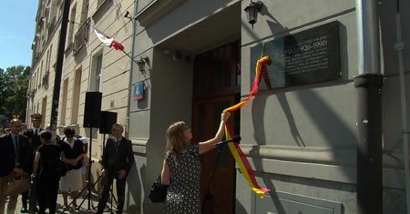 W Warszawie odsłonięto tablicę upamiętniającą Jana Józefa Lipskiego