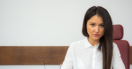 Porady prawne przestają być usługami drogimi i ekskluzywnymi. Firmy prawnicze oferują zdalne specjalistyczne wsparcie nawet za 50 zł