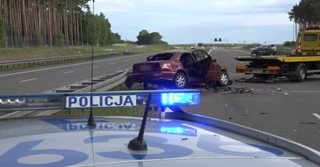 Śmiertelny wypadek pod Świebodzinem. Jeden z kierowców jechał pod prąd