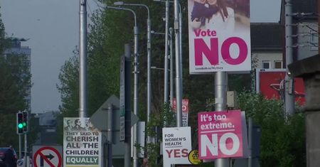 Aborcja na życzenie zamiast niemal całkowitego zakazu? Referendum w Irlandii