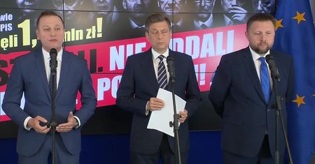 “To Polacy składają się na budżet, z którego wyprowadzono drugie pensje”. PO zapowiada specustawę ws. nagród