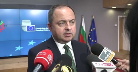 “Oczekujemy postępu ze strony Komisji Europejskiej”. Wiceszef MSZ o procedurze praworządności