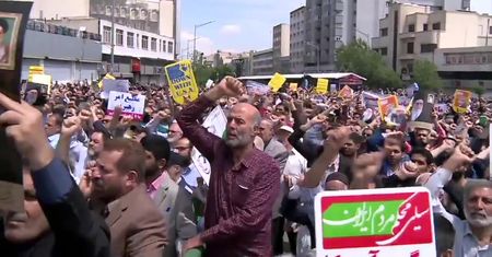 „Przecz z USA” skanduje Teheran