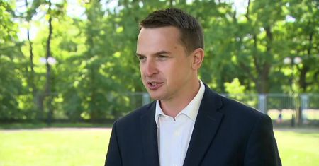 “Jego aroganckich, wulgarnych słów nie warto komentować”