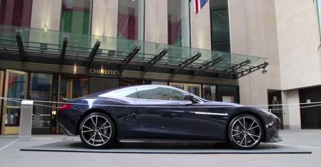 His name is Martin, Aston Martin. Należący do Daniela Craiga Vanquish z limitowanej edycji na stulecie marki oznaczony został numerem 007