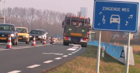 W Holandii zamknięto “śpiewającą drogę”, bo przeszkadzała mieszkańcom. “Mnie się to podobało”