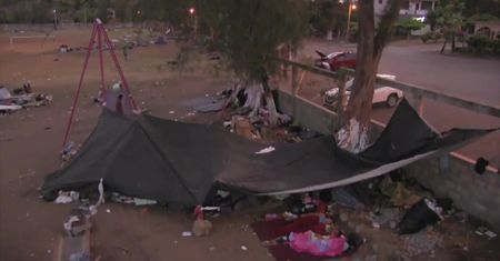 Gwardia Narodowa będzie strzegła granicy amerykańsko-meksykańskiej. W jej stronę zmierza “karawana” migrantów z południa